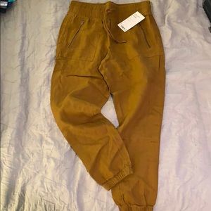 Athleta Tan Cabo Linen Jogger • NWT